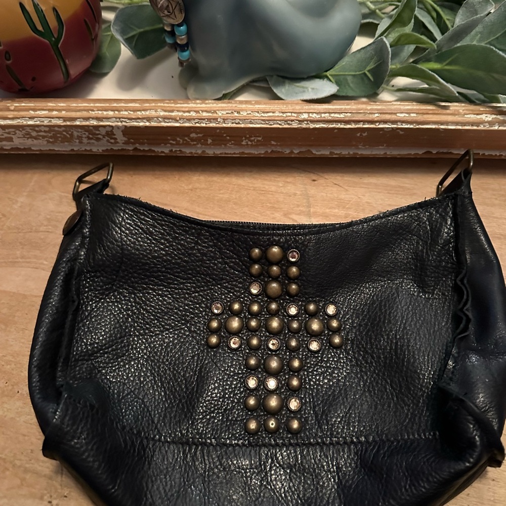 Two Bar West purse.
